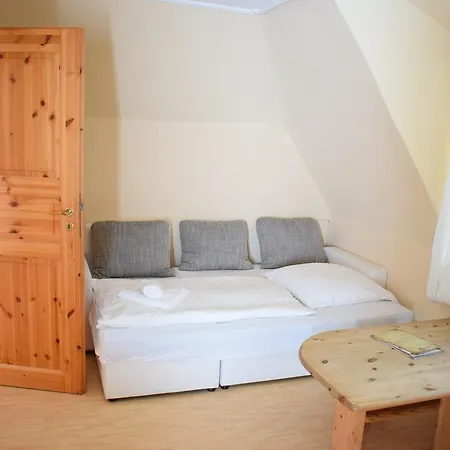 Seeburg 3*